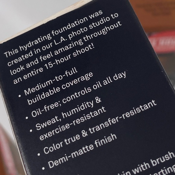 Smashbox Studio Skin 15 Hour Wear Hydrating Foundation - Picture 5 of 16